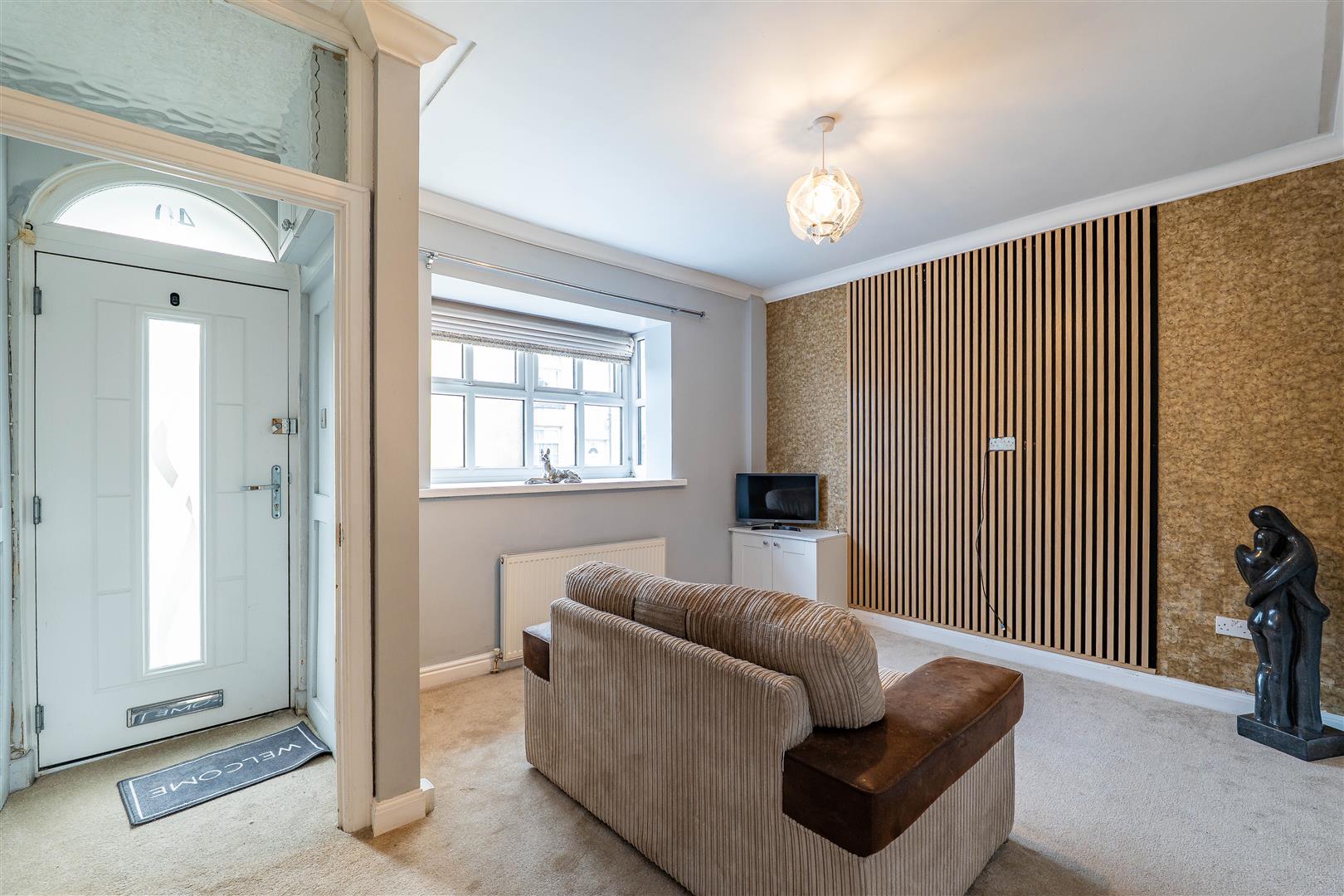 3 bed property in Hill Lane, Bolton